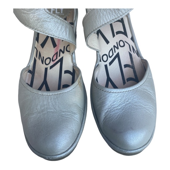 Fly London "Piat" Women's Leather Ankle Strap Wedge Sandals Silver Sz US 9, EU40 - Picture 5 of 12